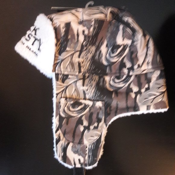 DUCK DYNASTY Beards are Back Tshirt and Camo Trapper Hat Brothers of the Beard - Picture 4 of 16